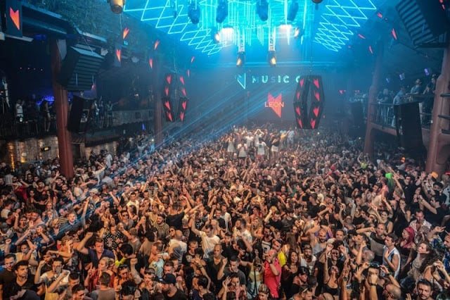 Balada Amnesia em Ibiza Balada Amnesia em Ibiza