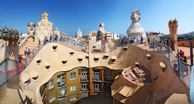 Ingressos para Casa Milà ou La Pedrera em Barcelona - 2020 | Dicas ...