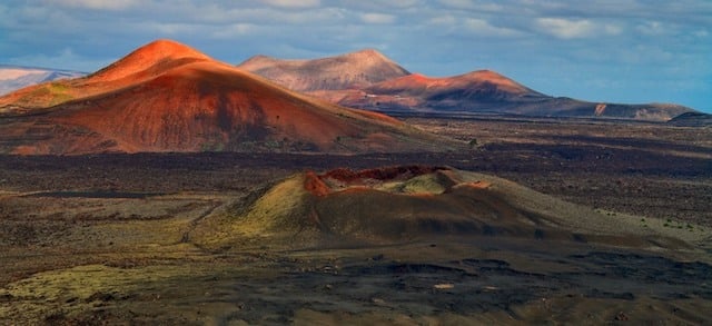 Montañas de Fuego no Parque Timanfaya Montañas de Fuego no Parque Timanfaya